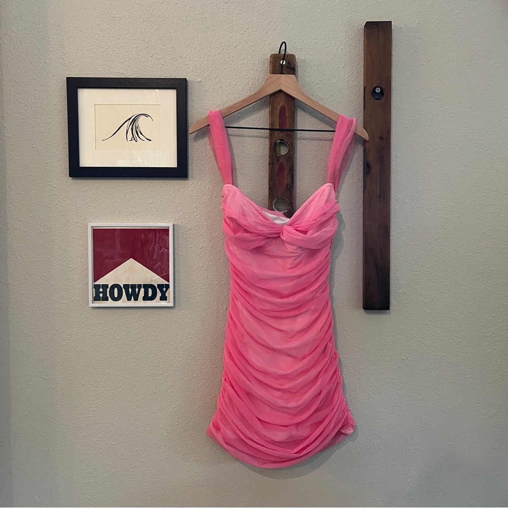 $295 Norma Kamala Walter Mini Dress in Candy Pink Size Medium EUC